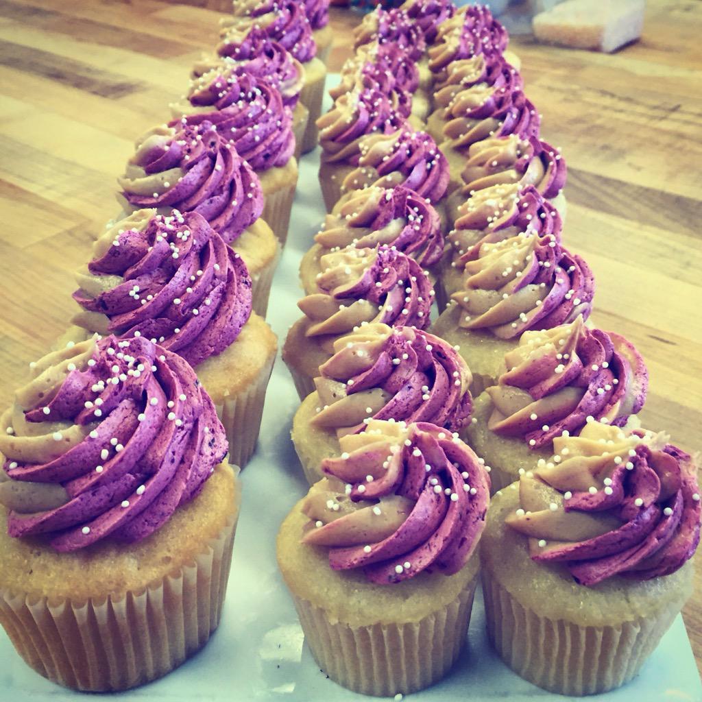 SaintCupcakePdx's tweet photo. #closeup of our newest #seasonal #flavor #peanutbutterandjelly !! #holyyum #cometryone #saintcupcake #pdx http://t.co/FrwHpIzT6j