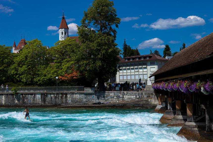 MySwitzerland_e's tweet image. RT @outpostmagazine: We discovered a new way to surf in #Switzerland: buff.ly/1KQRY3a #opView @mec @ClifBar