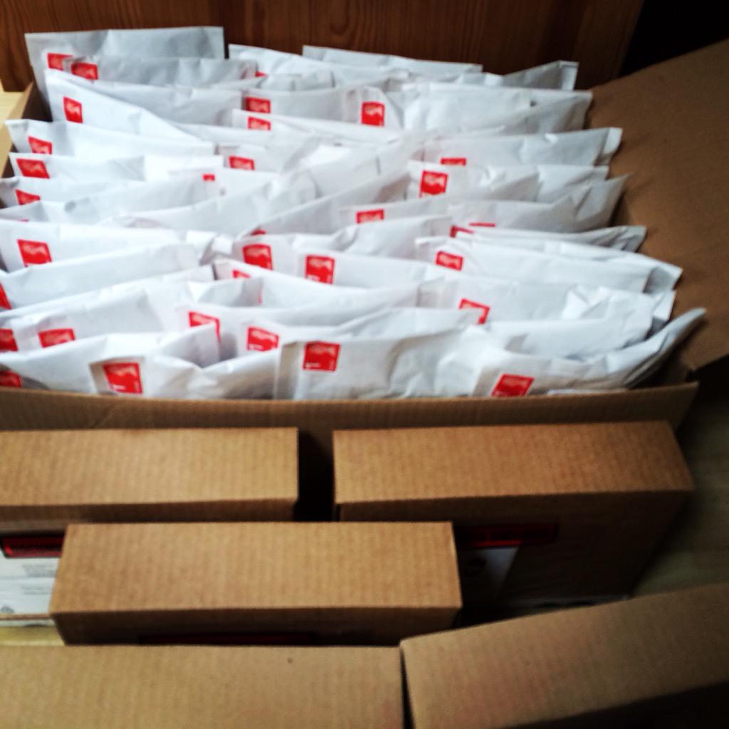 RespectBeards's tweet image. 1st lot of FREE Oil goin out to all customers in our 1st year! Miss out? Use BDAY1 for 15% off resoectbeards.com