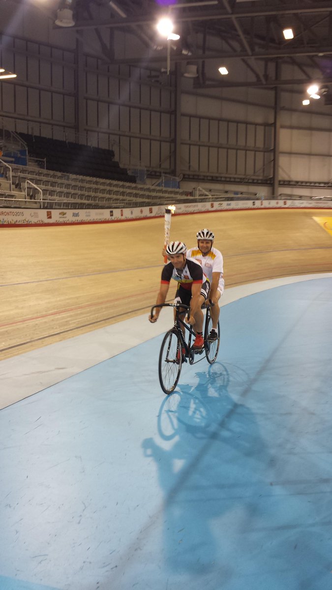 Torch Relay tweet media