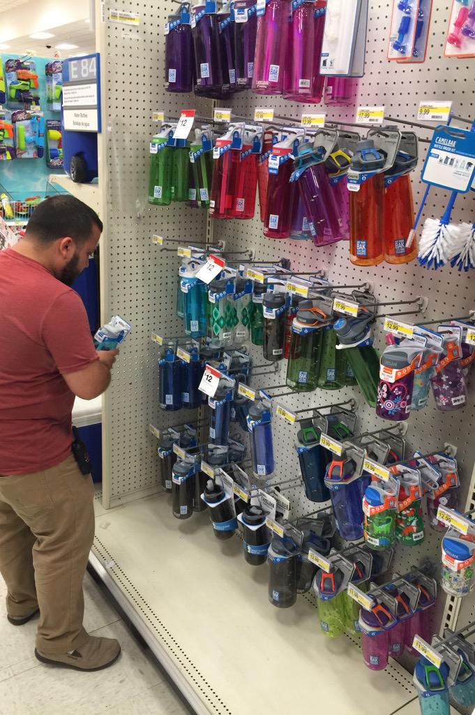 Working through empty locations=full and impactful aisles!! #InTheStoreONtheFloor #nooutsallowed Thanks team!