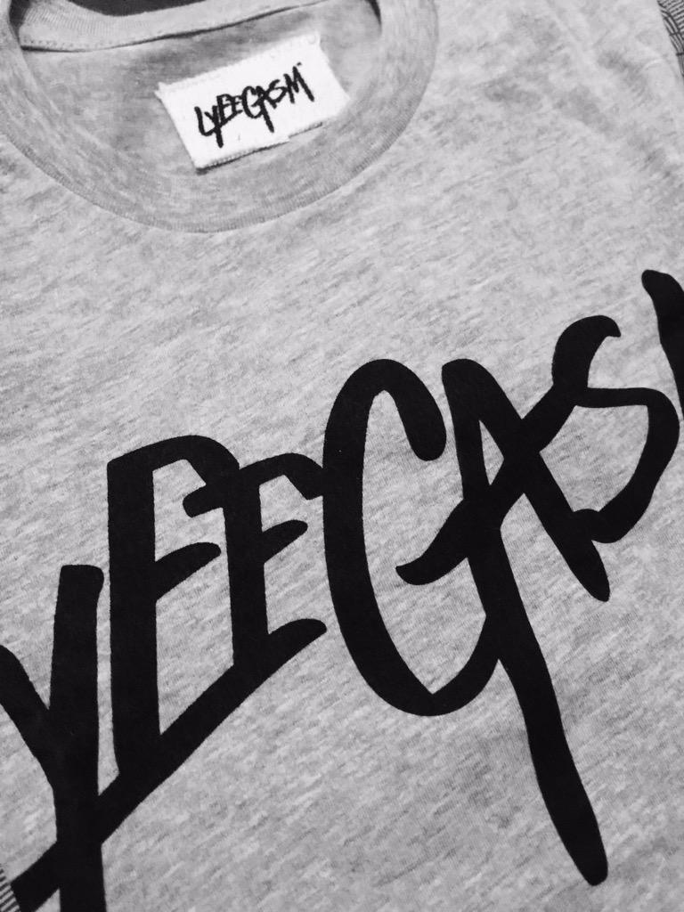 CoachDondo's tweet photo. The place between ◼️ &amp; ◻️ where #lyfe happens #thegreyarea #lyfegasm #details http://t.co/DjgkVLZNTu