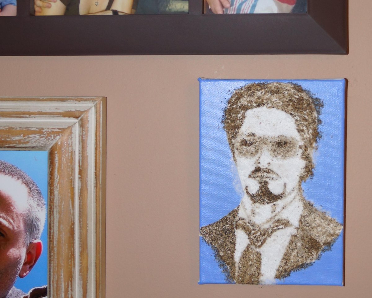yesod9's tweet image. awwww.... look @gishwhes, @robertdowneyjr... don't you think he fits in perfectly on the family wall?