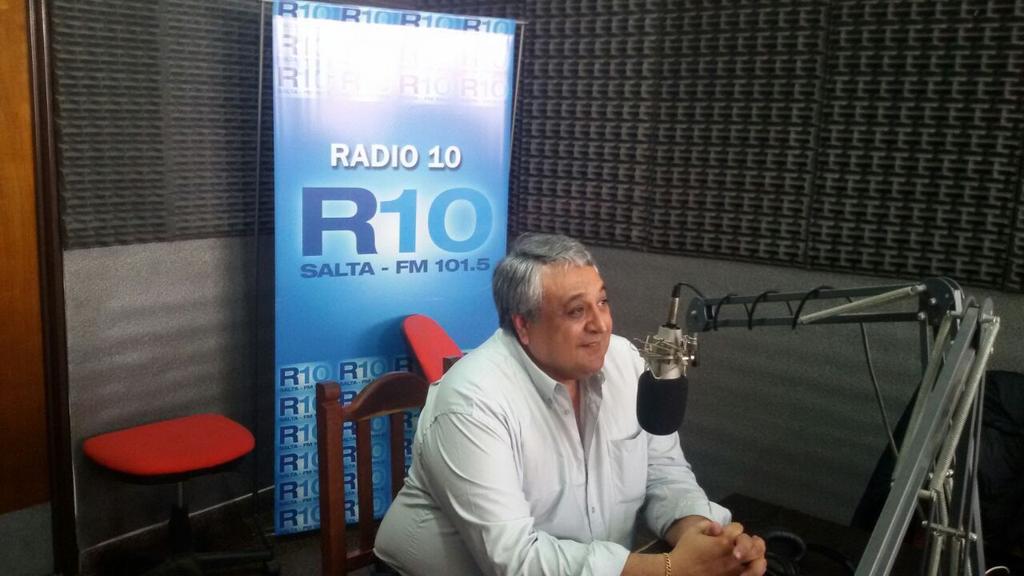 JoseAVilarino's tweet photo. En @R10Salta @NadaPersonalR10 con @ArnezMariana Emanuel Montero habló de la lista del l FPV 502 B Nestor Vive http://t.co/ia0bcfrquM