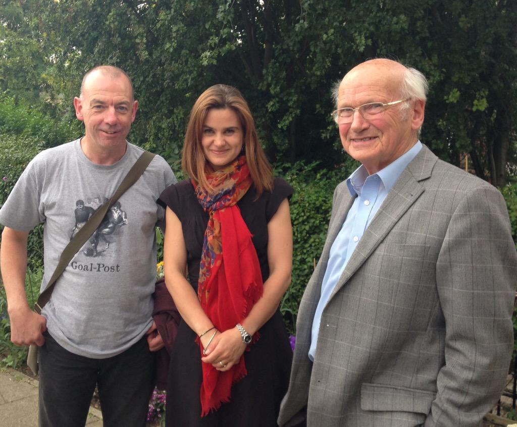 Jo_Cox1's tweet photo. A lovely reunion &amp; trip down memory lane in #Birstall with my 2 wonderful Heckmondwike Grammar geography teachers http://t.co/nTWw1mfAKO