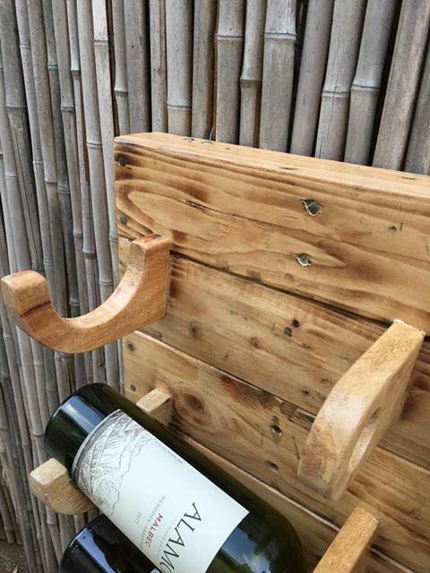 AnnetteMontana2's tweet photo. #remadehour wine rack from pallets.  http://t.co/cRzn7qiMhN http://t.co/g2W6j4OD7X