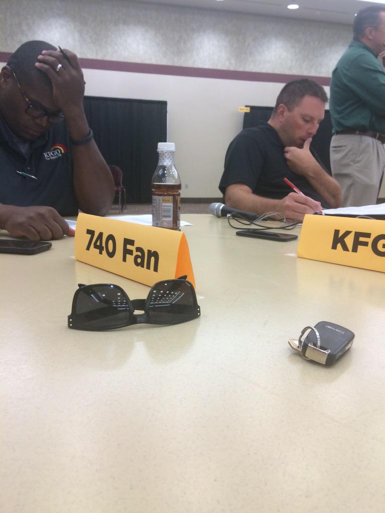 SwanyND's tweet photo. The A-team/dynamic duo/terrific 2-some, @rygellner @NormanBellVNL prepare for media day. #BestInTheBiz @790KFGO http://t.co/UNi1P9Dp2R