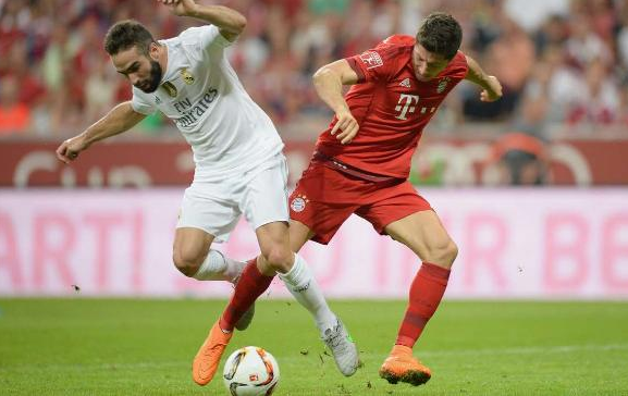 BILD's tweet photo. #AudiCup2015: Bayern München gewinnt 1:0 gegen Real Madrid. Erstes Pöttchen für Pep. http://t.co/tsliXAB89B http://t.co/JYKYDsviQw