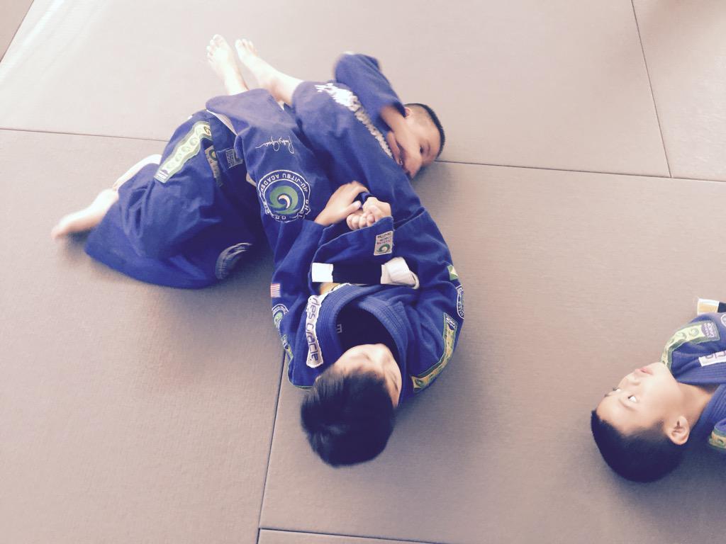 BAFAfighter's tweet photo. Kids jiu jitsu Monday-Friday @ 5pm! @BAFAfighter @CharlesGracieJJ http://t.co/0UZzcHfPhE