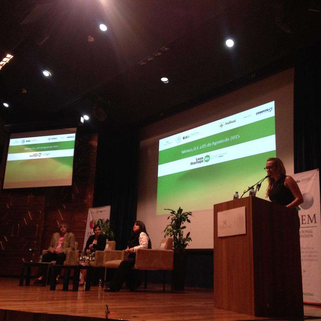 aceleradoraUA's tweet image. Demo day de @leanstartupsmx con @bobdorf @marisolrumayor @Atortajada @IDEA_Anahuac