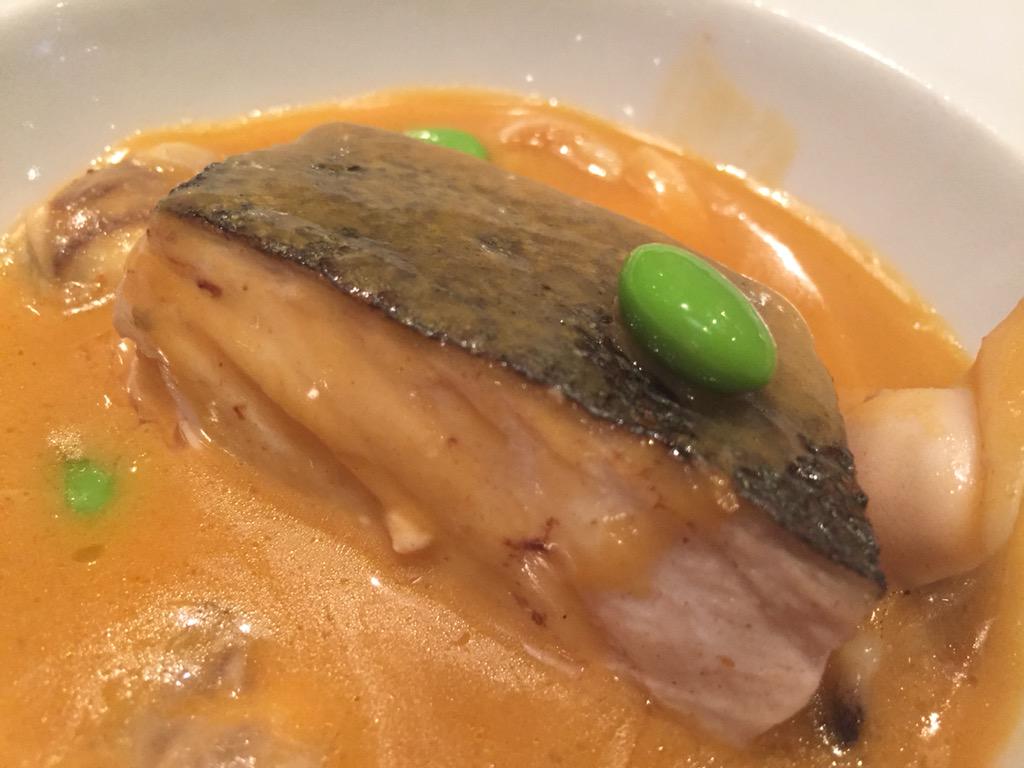 JCCapel's tweet photo. #MicroCriticaCapel #LaSolana Brillante @AbrahamGarrote con pescados de "segunda" pintarroja, llampuga, jurela P 6 http://t.co/tkg4oFL4iu