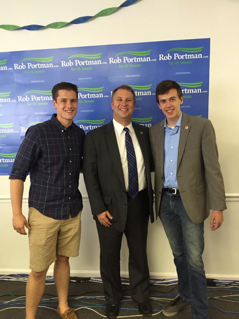 OhioTARS's tweet photo. It was great for our chairman and @OhioCRs chairman to meet @ChairmanBorges and @WardBaker at the NE Portman office! http://t.co/vuwl4p56rJ