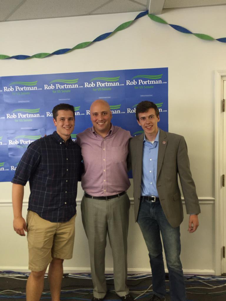 OhioTARS's tweet photo. It was great for our chairman and @OhioCRs chairman to meet @ChairmanBorges and @WardBaker at the NE Portman office! http://t.co/vuwl4p56rJ