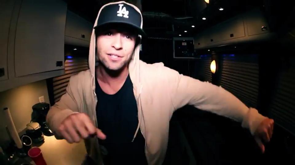 callmeame's tweet photo. @jakemiller I'm so glad I got to be a part of idol's dream 😍 more concerts to come 🙌 #JakeMillerEpisode2 http://t.co/mjGb4o9cDc