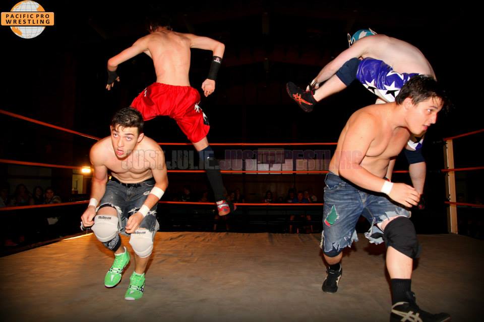 pacific_pro's tweet photo. #tbt The Street Rev's first victory back in Nov '13 against Mystery/SebMax. Street Rev defend on Aug 15 http://t.co/Y6okuamzbX