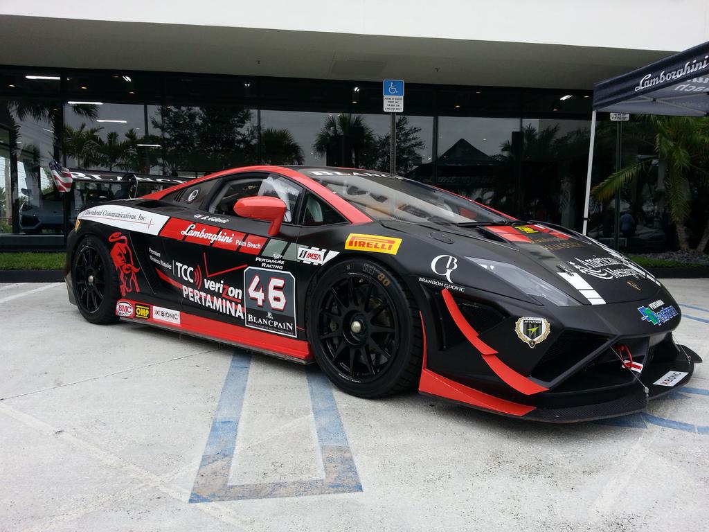 streetinferno's tweet photo. Cars and Coffee at @LamborghiniPB http://t.co/MdaFoBvjiC