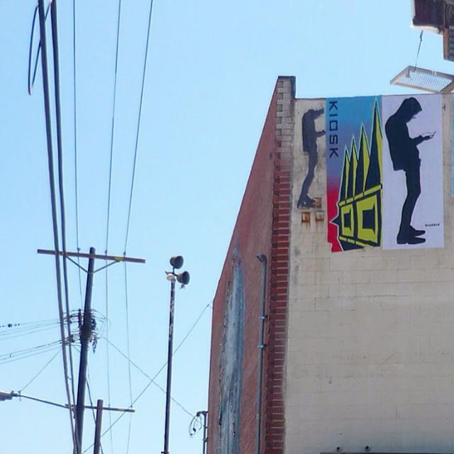 StArtEverywhere's tweet photo. #kioskart #thrashbird #kiosks #thrash #kiosk #lastreetart #streetartla #urbanartca #streetart #perspectivedesign #d… http://t.co/LPJD00wwju