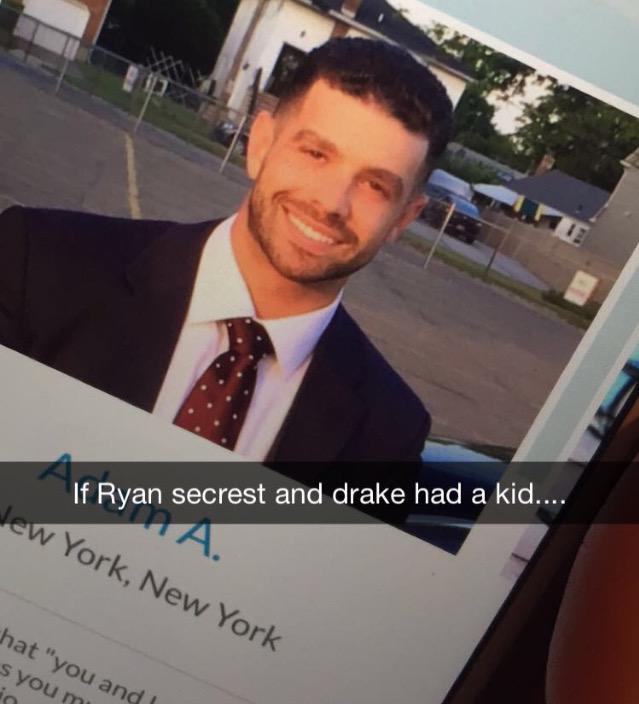 Chrisymckenna's tweet photo. 😂😂😂 @Drake @RyanSeacrest http://t.co/93u5Sqc3Z1