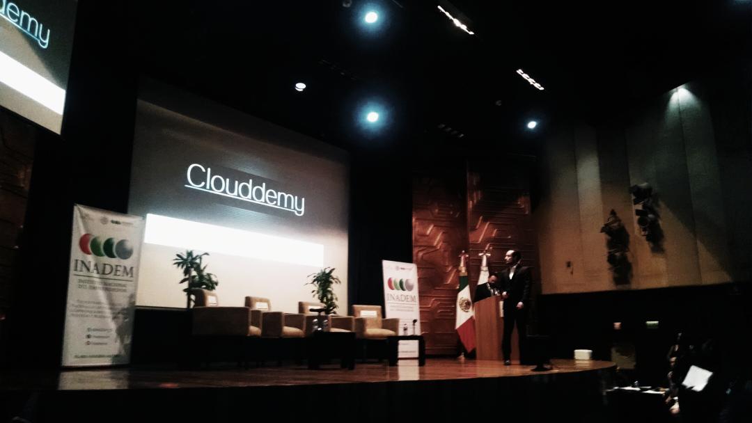 alereyesnavarro's tweet image. @leanstartupsmx @NegociosI @UniAnahuac @INADEM_SE  #emprendedores