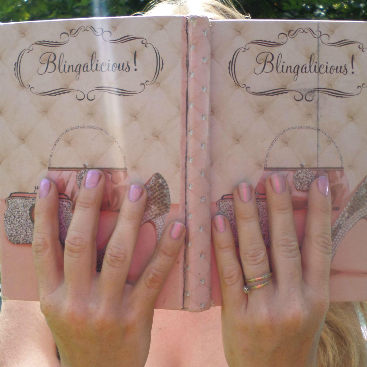 CrystalGRister's tweet image. #coloroutsidetheline #contest at @SinfulColors_NP via @Influenster head over and enter! sweeps.sinfulcolors.com