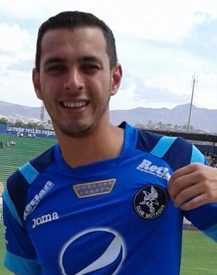 FelipePaz253's tweet photo. @LOKOXMOTAGUA orgulloso y optimista hoy ganamos viva motagua carajo http://t.co/5TicB5XDdL