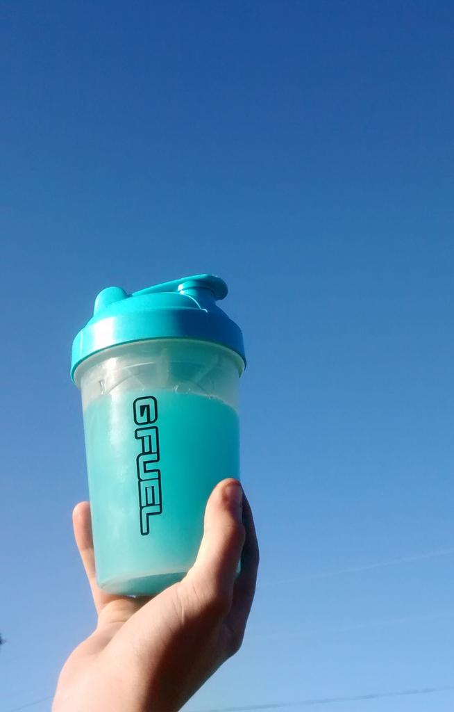 SaneHKY's tweet photo. Blue ice. Blue skies. #UseCodeCensor @FaZe_Censor @GammaLabs http://t.co/aRUkUVvqMt