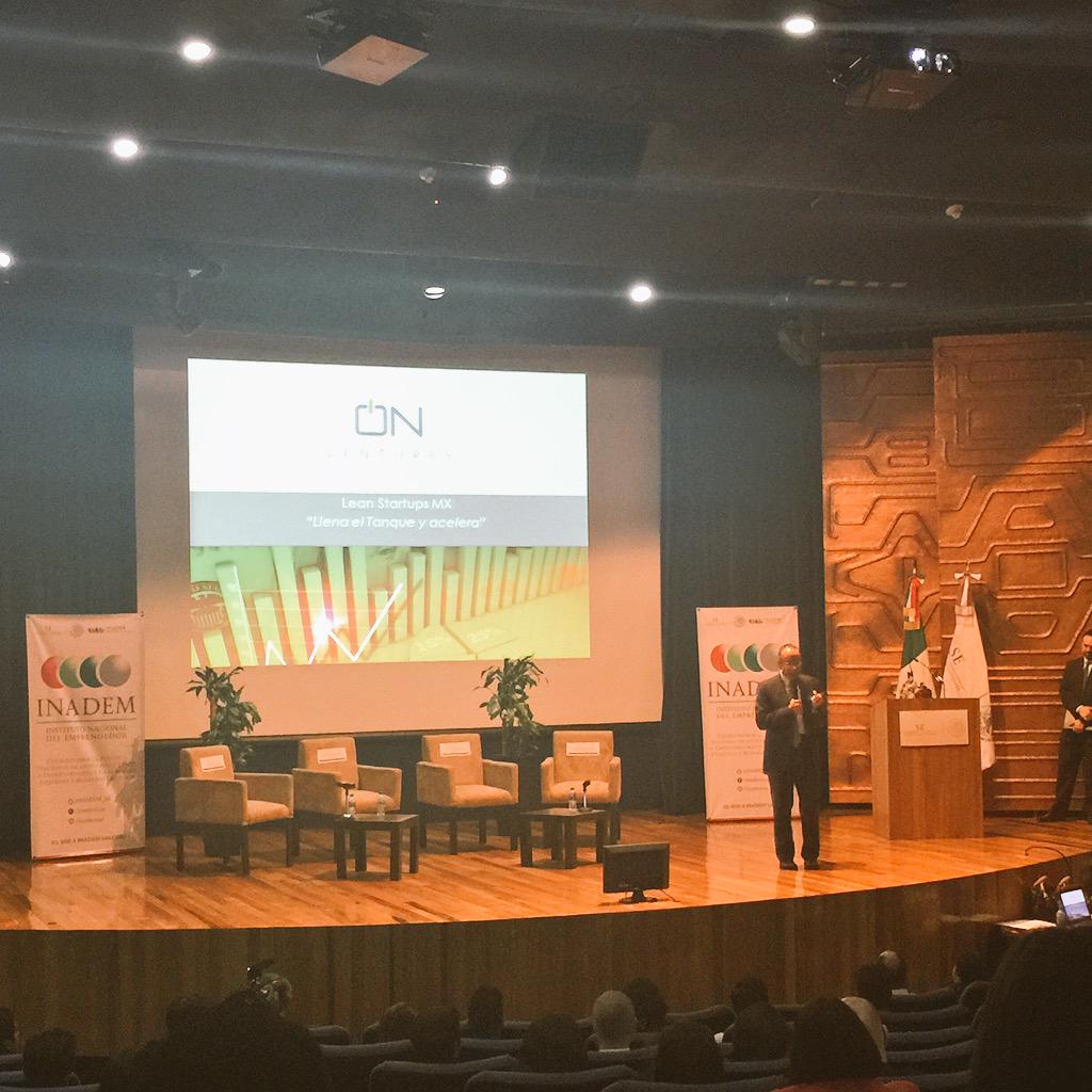 leanstartupsmx's tweet image. Un emprendedor asume riesgos, rebaja mucho y tiene una visión única. #DemoDay #LeanStartupsMx