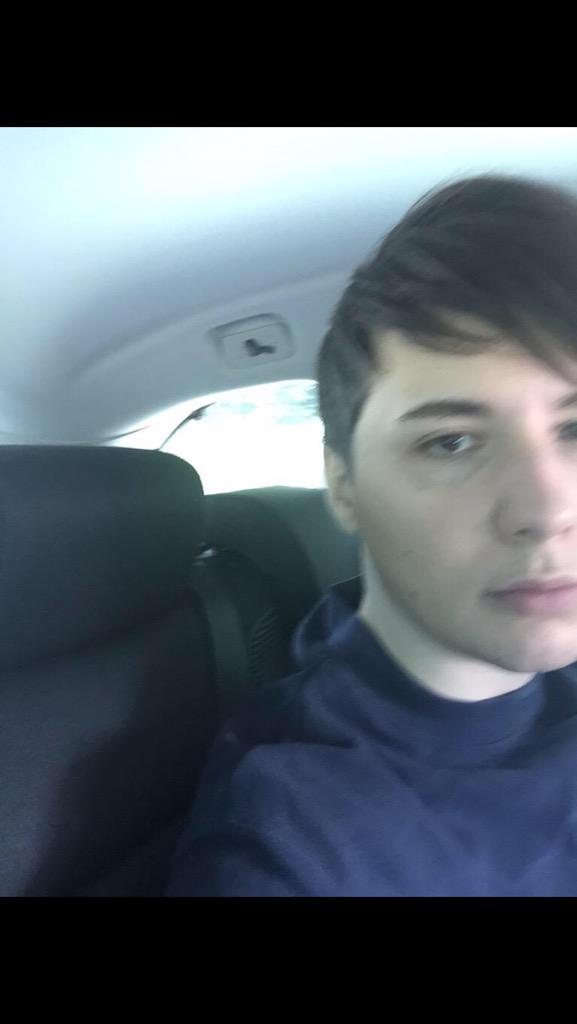 phansdirecton's tweet photo. how i'll react to most people's shit @danisnotonfire http://t.co/BEDcVadPVI
