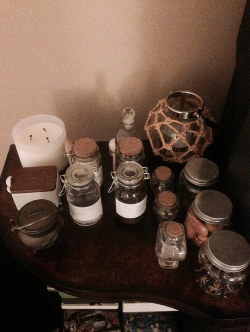 I want more candles, jars and tiny plants 💔 http://t.co/0ciGKXkrCM<a href="/tag/rt"class="tags"><span>#rt</span></a>