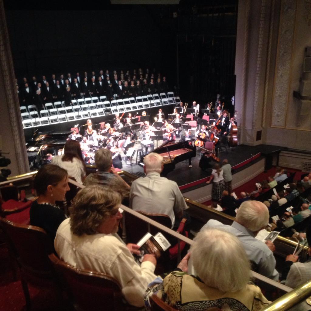 UFOMT's tweet photo. Both the house AND stage will be full tonight! Welcome, @AmFestChorus! (Chorus isn't even halfway in) #carminaburana http://t.co/C7b1p787cw