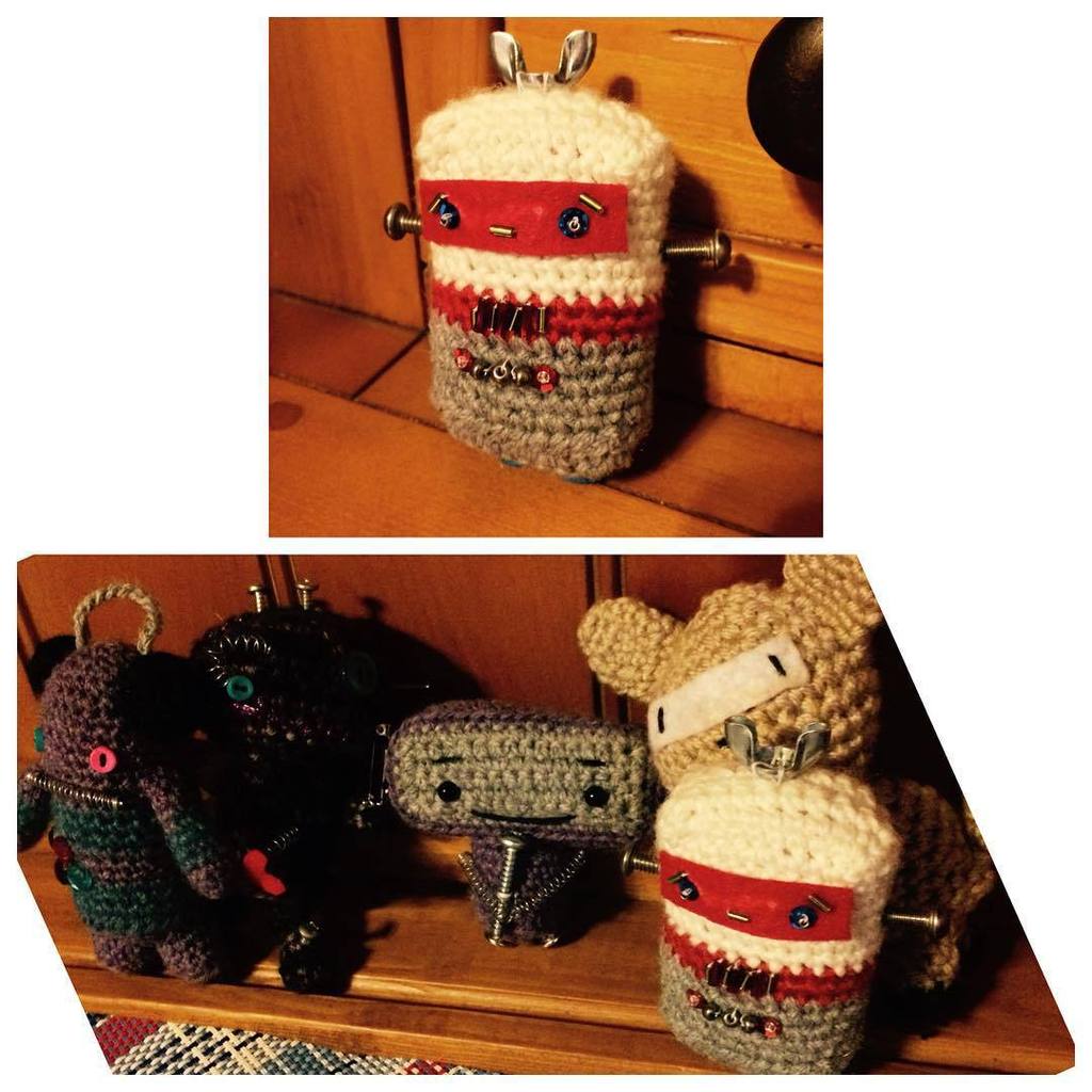 Otherbots's tweet image. #boxbot is #finished! The robot family grows... #crochet #crocheting #crochetersofinstagram #robot #craft by kiddie…