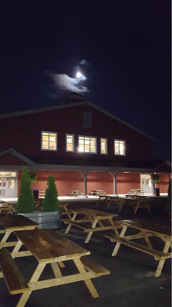 stjacobsmarket's tweet photo. When you start working so early you get the opportunity to see such beauty as this shot taken on Sat Morning http://t.co/74jsKmqVLY