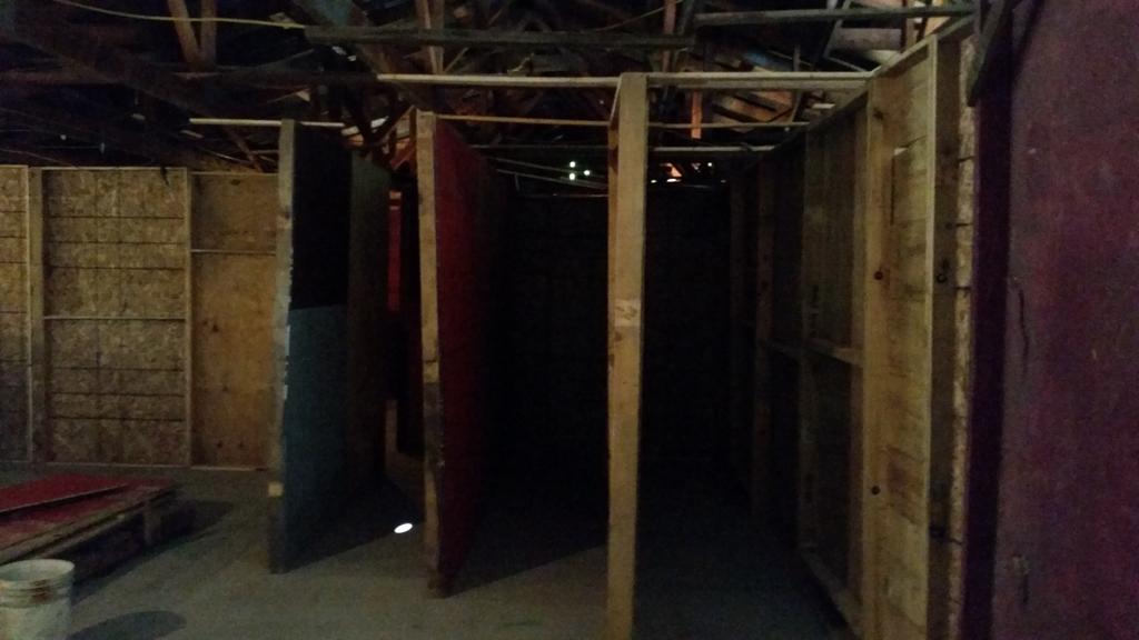 CFHauntedHouse tweet media