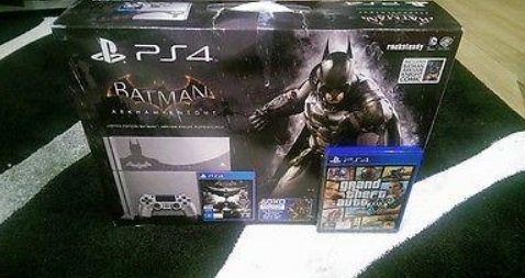 DailyGlVEAWAYS's tweet image. GIVING AWAY: Batman PS4!
Enter:
- RETWEET this
- FOLLOW @EonCanucK
- FOLLOW plus.google.com/+eyeCanucK