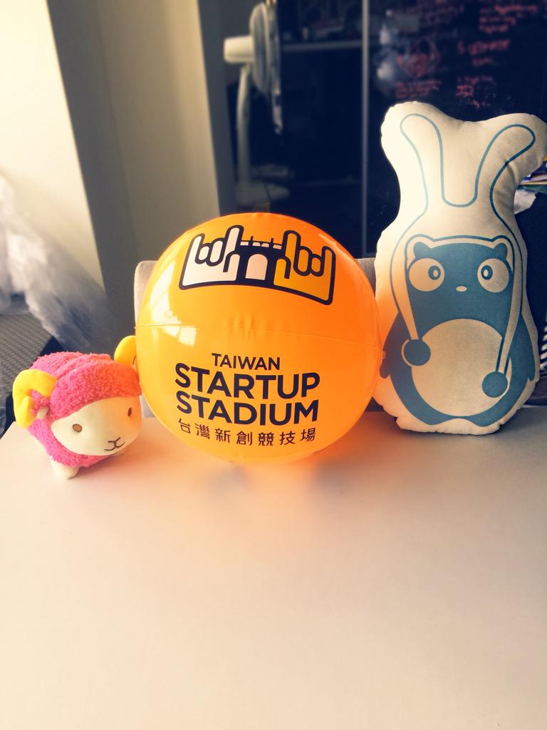 KuggleApp's tweet photo. @KuggleApp: We're ready to play!! @startup_stadium #startup #game #competition #taiwan #kuggle http://t.co/F3dgL5oR1P