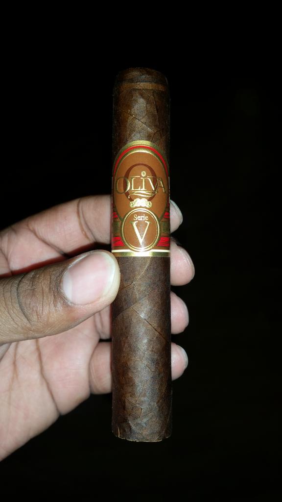 damoe16's tweet photo. A lil smoke while I bbq http://t.co/XkV483cjhD