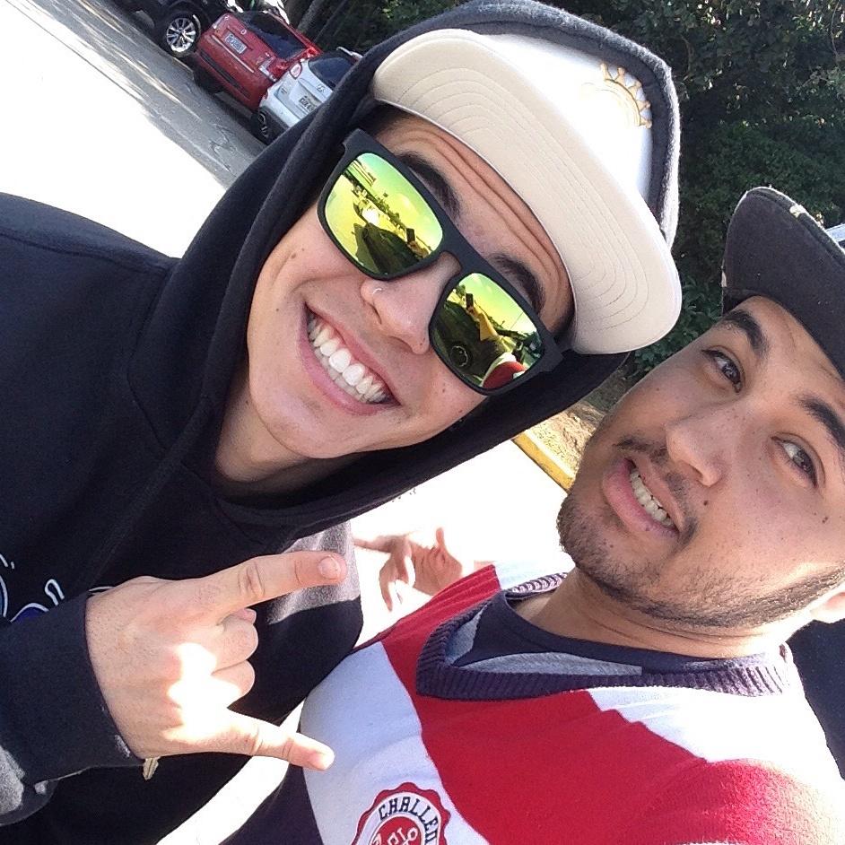 oifaelnews's tweet photo. Acho q sou suspeito a falar, mas essa energia incrível que vc passa não tem preço @Biel é muito nos #BielNoTheNoite http://t.co/NT7Xz4onm4