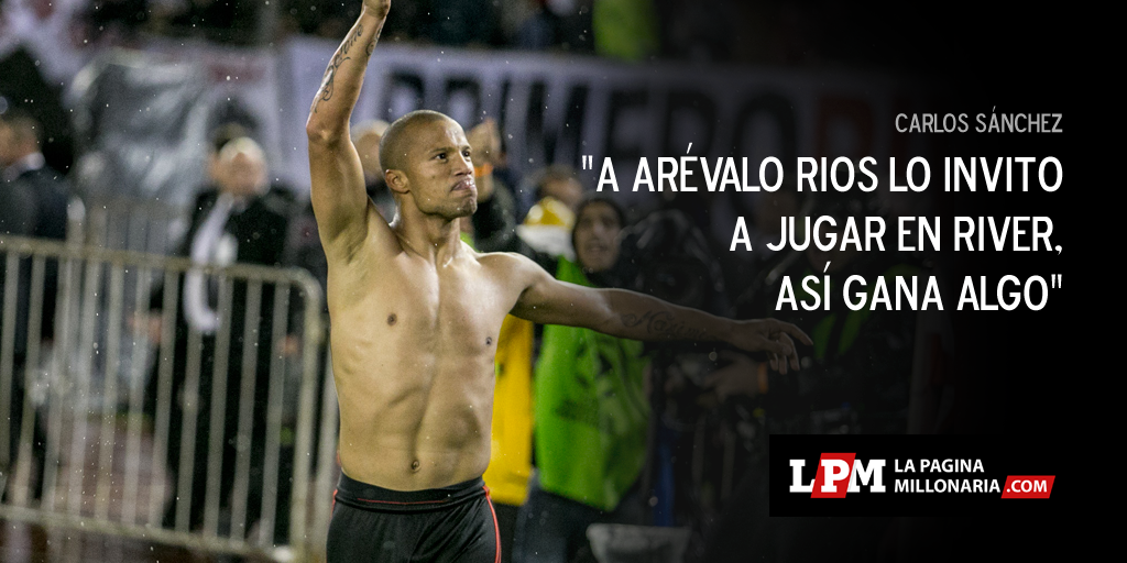 RiverLPM's tweet photo. Algunos venden humo, otros ganan Libertadores... ¡Gracias @patosanz_20! http://t.co/RmeahJ9JNS http://t.co/H30OwgAwKk