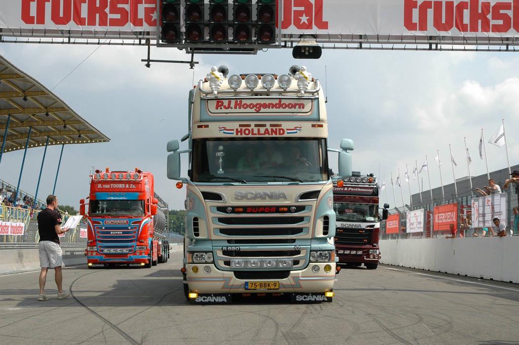 soncamiones's tweet photo. #V8Power http://t.co/WQEThjuj5D