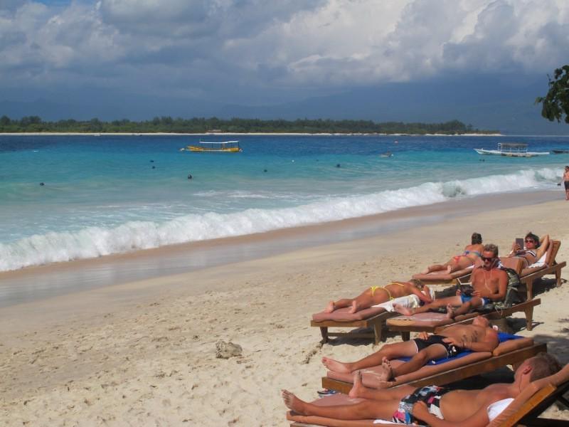 detikTravel's tweet photo. Catat! Ini Bulan-bulan Saat Lombok Penuh Wisatawan http://t.co/thbYfobTRR http://t.co/oWUSy67gfg