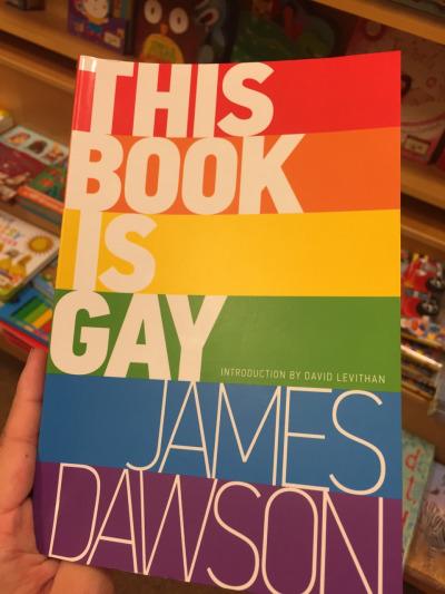 Man_Gayness's tweet photo. EVERYONE ELSE IN THE ROOM CAN SEE IT http://t.co/shUX71nzRc