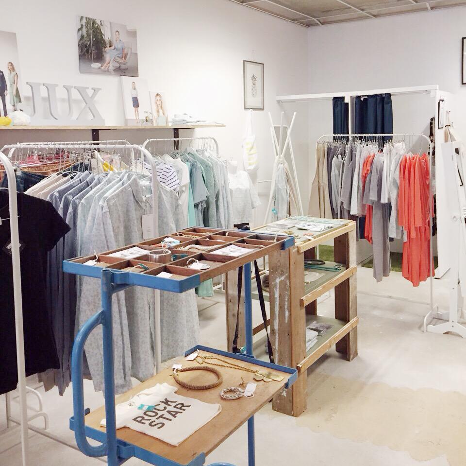 Hello sunshine! Make sure to pass by Gekaapt this weekend to shop your favourite studio JUX #summer items.