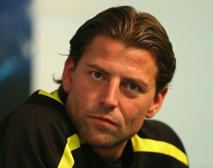 Happy Birthday  (^o^)  (^o^) Roman Weidenfeller    