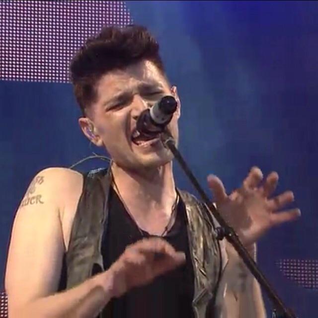 ScriptetteProbs's tweet image. When you stub your toe... @thescript @TheScript_Danny