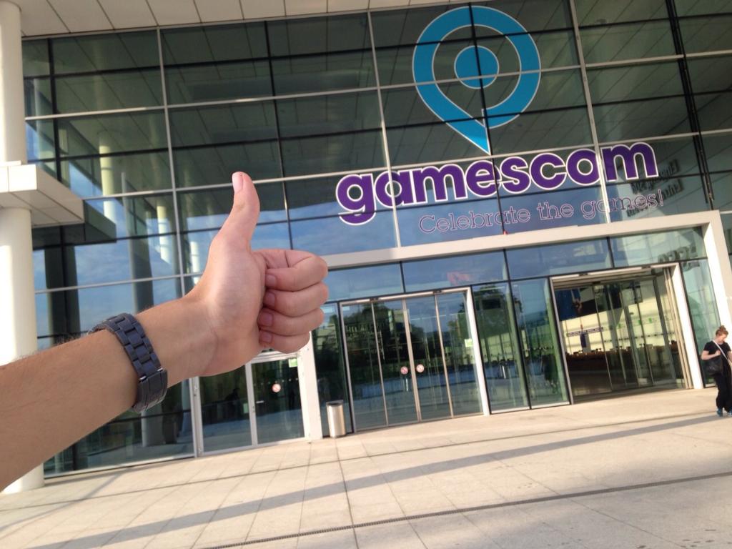 Heute geht es dann auch für Privatbesucher auf die #gamescom15