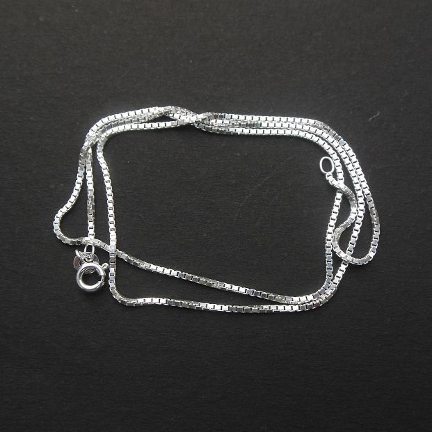 makeurjewelry's tweet photo. https://t.co/BR5MCQcv5Y
#Boschain #18inches #Sterlingsilverchain #925silverchain #sterlingsilverjewelry http://t.co/zt9ba4VwbS