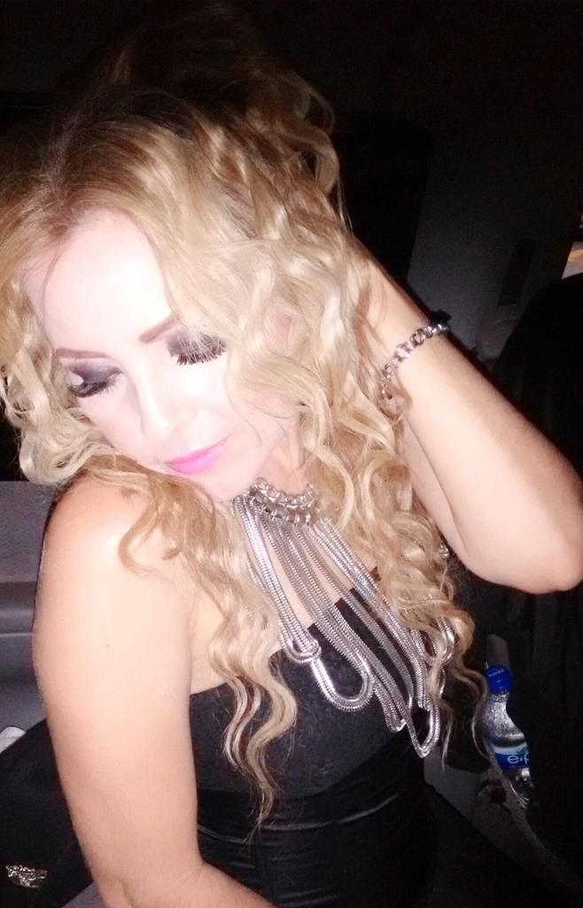 @briseydaOficial (@briseydasolis) on Twitter photo 