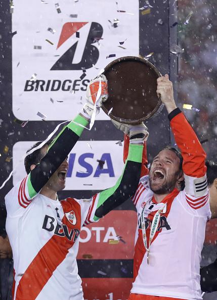 RiverLPM's tweet image. No, basta, en serio, esta es LA foto de River Campeón.