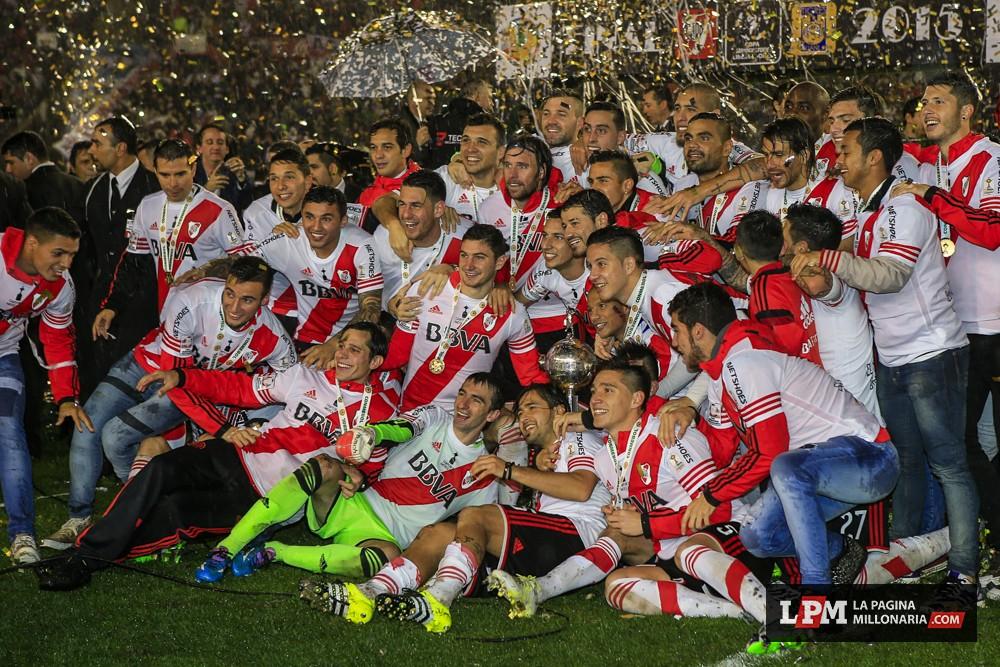 RiverLPM's tweet image. ¿Quiénes fueron los emblemas de #RiverCampeónDeAmérica? Entrá y votá bit.ly/emblemas-del-c…