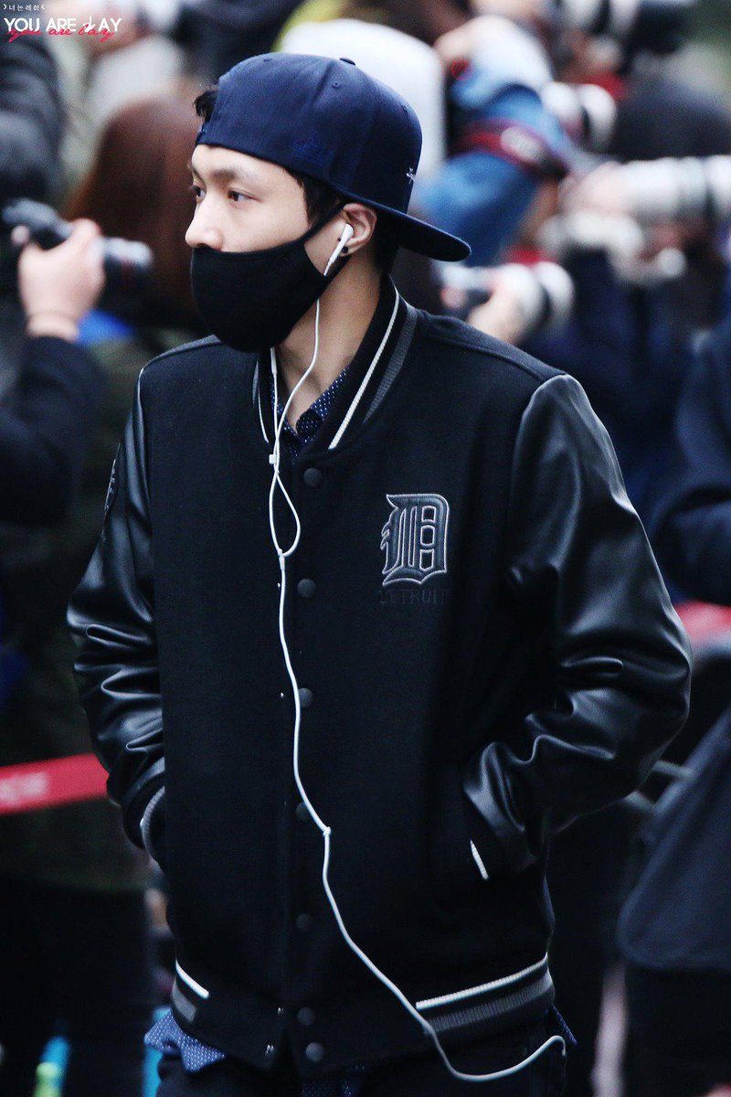 YouAreLay's tweet photo. 150403 블랙 씽 #레이 #LAY
http://t.co/spdZmkcHW5
http://t.co/KE27zjqynk http://t.co/Xv7s8DDT2S